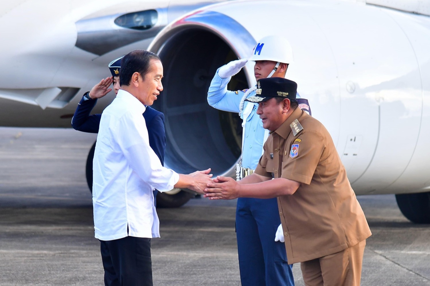 6C55752B-1C49-4C86-8146-429D90D8F065