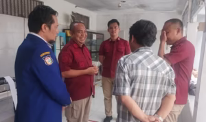 [Foto] Pengurus Karang Taruna Makassar berkunjung ke Rutan Makassar, Rabu (10/4).(Dok.IST)