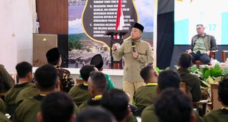 Menteri Nusron