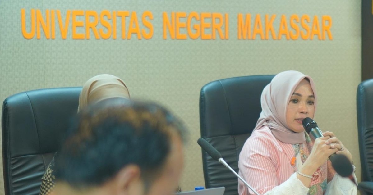 Prof Andi Aslinda UNM