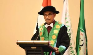 Rektor UCM, Dr. Lukman Daris, S.Pi., M.Si
